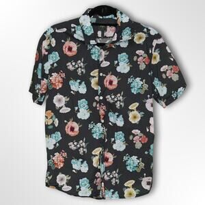 Soft Cloth Men's Floral Button-Down Shirt - Size Medium